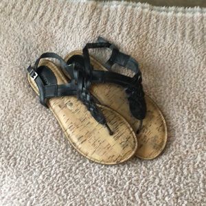 5/$15 Merona Sandals 8 1/2